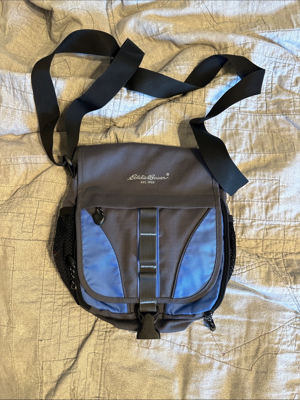 NWT Eddie Bauer Two-Tone Blue and Gray Messenger Crossbody
